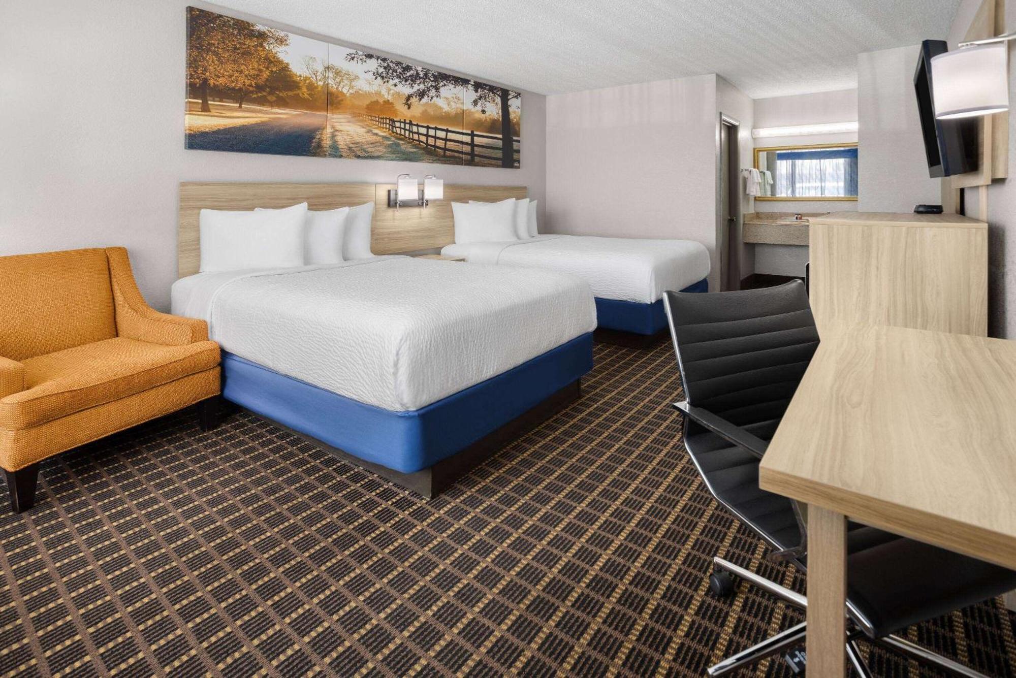 Days Inn By Wyndham Waycross Kültér fotó